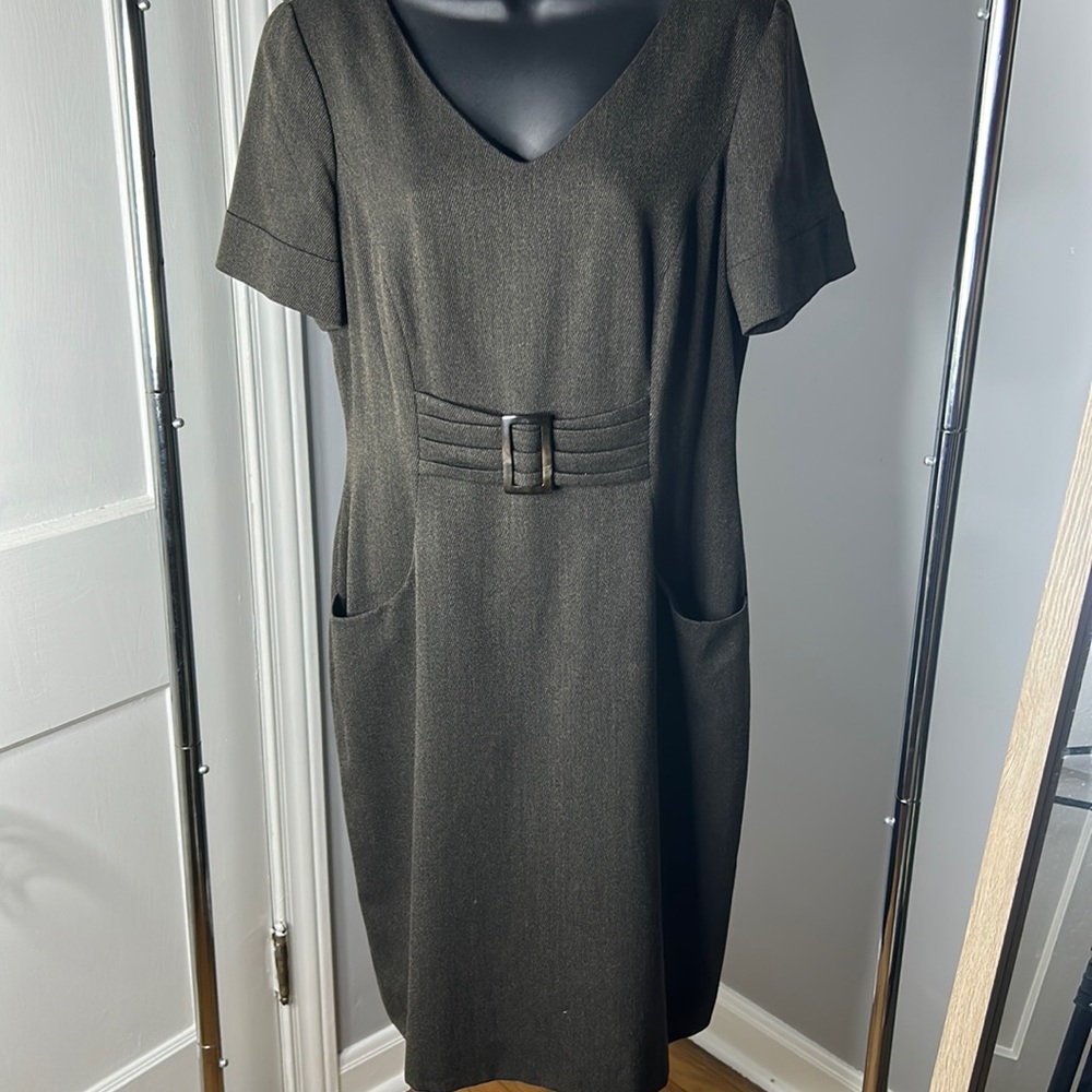 🆕 NWOT V-neck Business Suit Dress